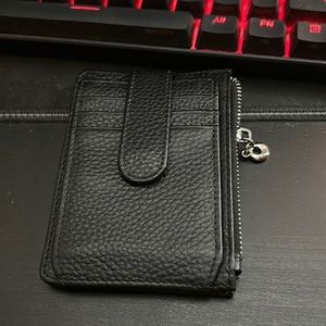 black leather women’s wallet
